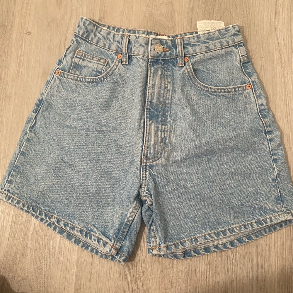 Zara shorts denim 🩳💙 GOING AWAY SOON!!!